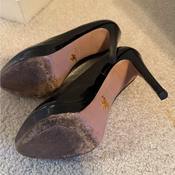 Prada Glossy Black Heels - Picture 3 of 4